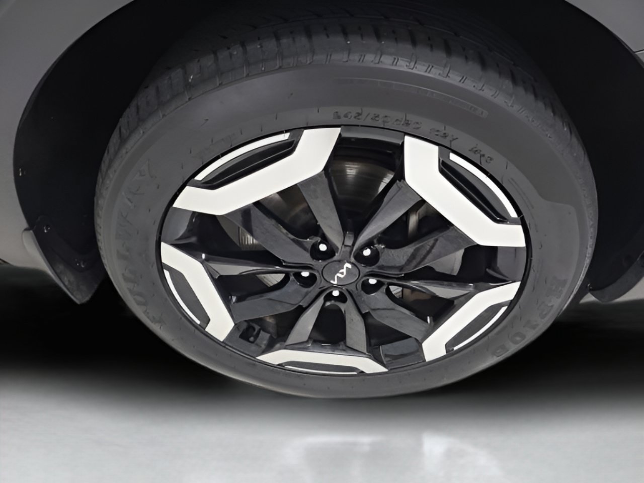 Used 2023 Kia Telluride S AWD/4WD image 9