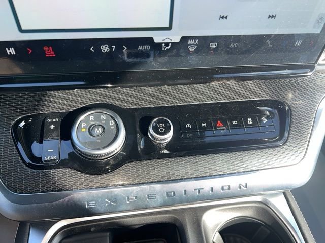 New 2026 Ford Expedition Max Platinum w/ Stealth Appearance Package image 14