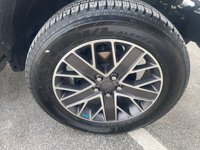 Used 2023 Jeep Wrangler Unlimited Sahara image 10