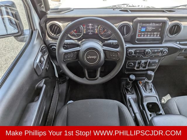 Used 2023 Jeep Wrangler Unlimited Sport AWD/4WD image 15