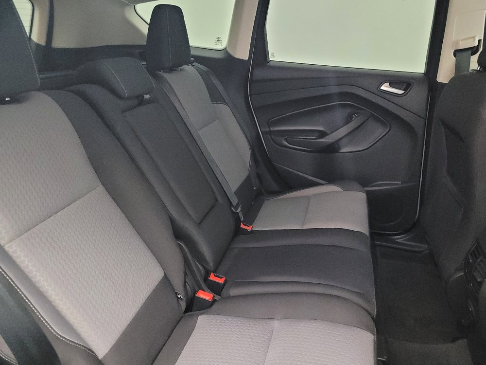 Used 2019 Ford Escape SE FWD image 19