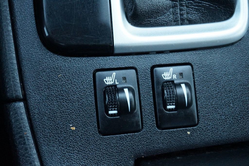 Used 2017 Toyota Highlander SE FWD image 40