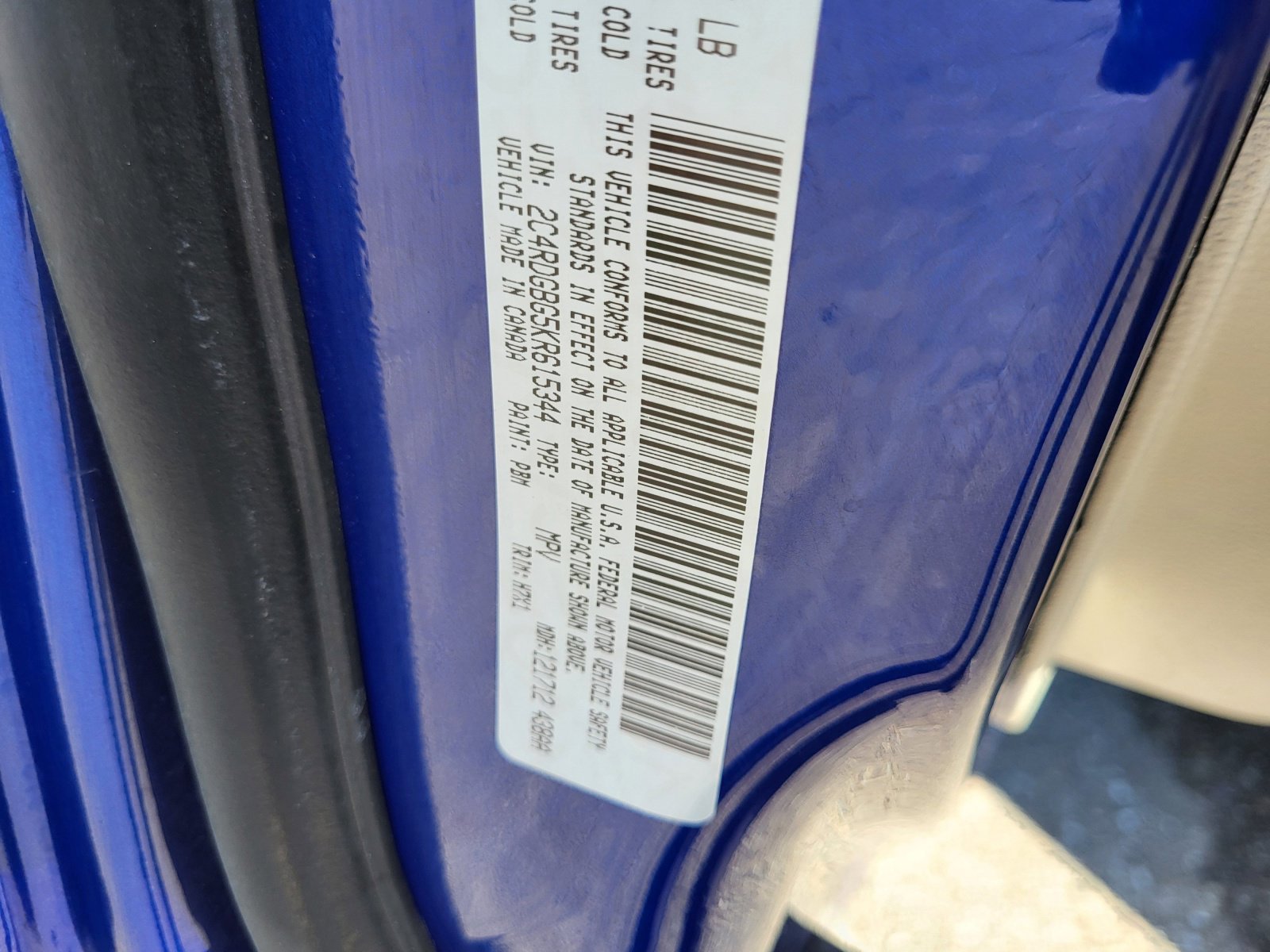 Used 2019 Dodge Grand Caravan SE w/ UConnect Hands-Free Group image 25