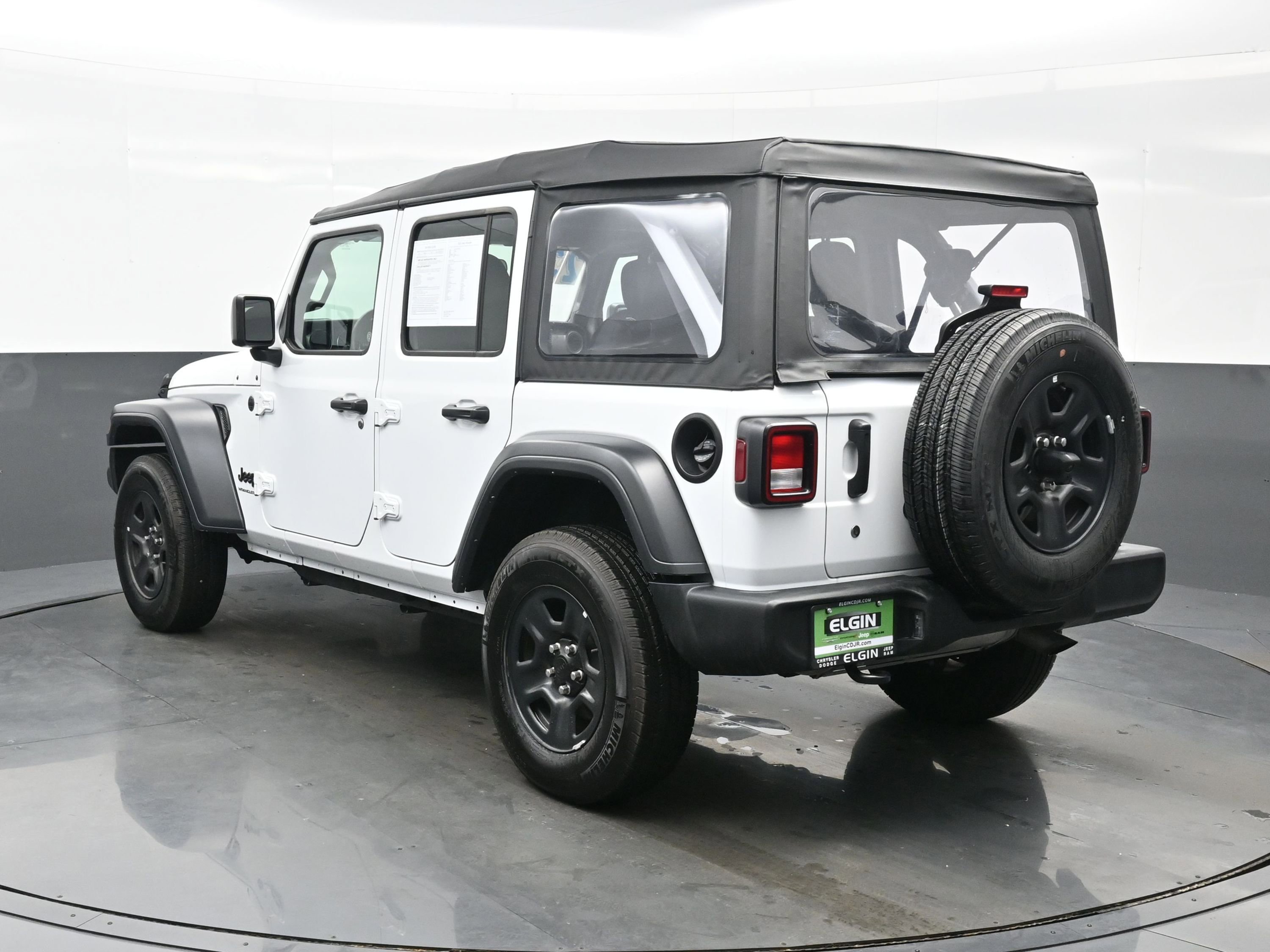 Used 2023 Jeep Wrangler Sport image 6
