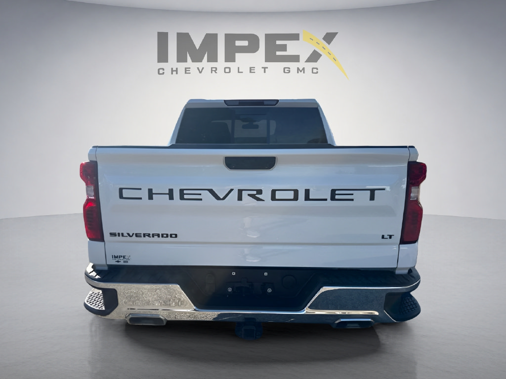 Used 2024 Chevrolet Silverado 1500 LT AWD/4WD image 11