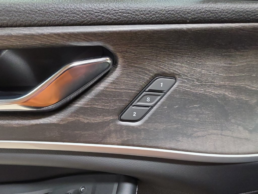 New 2027 Jeep Grand Cherokee Limited AWD/4WD image 14
