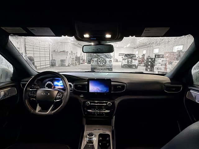 Used 2024 Ford Explorer ST-Line w/ Class IV Trailer Tow Package AWD/4WD image 10