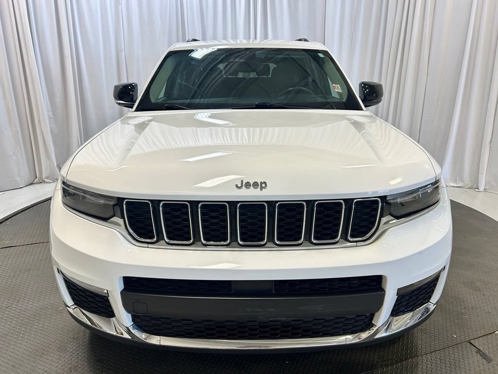 Used 2022 Jeep Grand Cherokee L Limited AWD/4WD image 31
