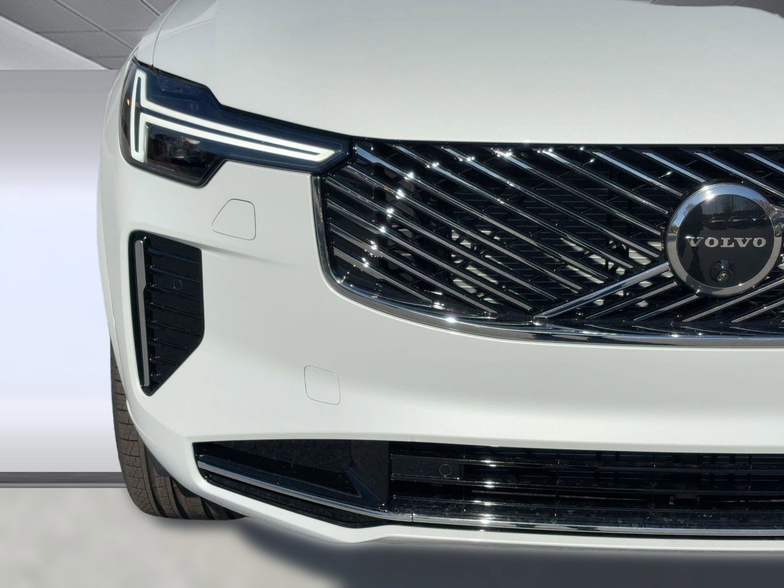 New 2026 Volvo XC90 B5 Plus image 28