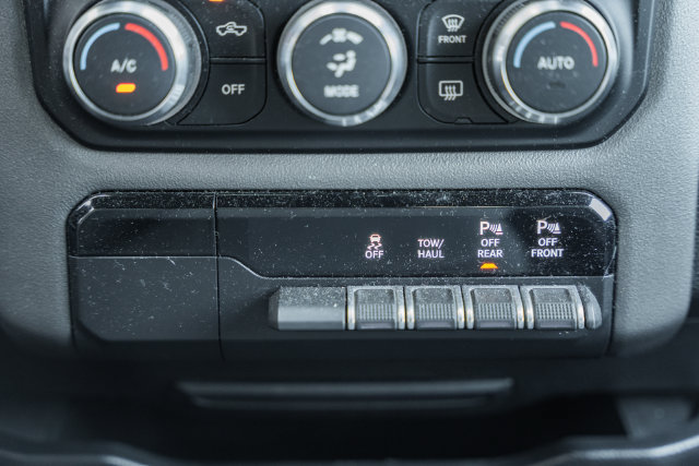 Used 2021 RAM 1500 Big Horn AWD/4WD image 36