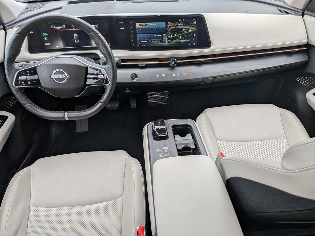 Used 2023 Nissan Ariya FWD image 21