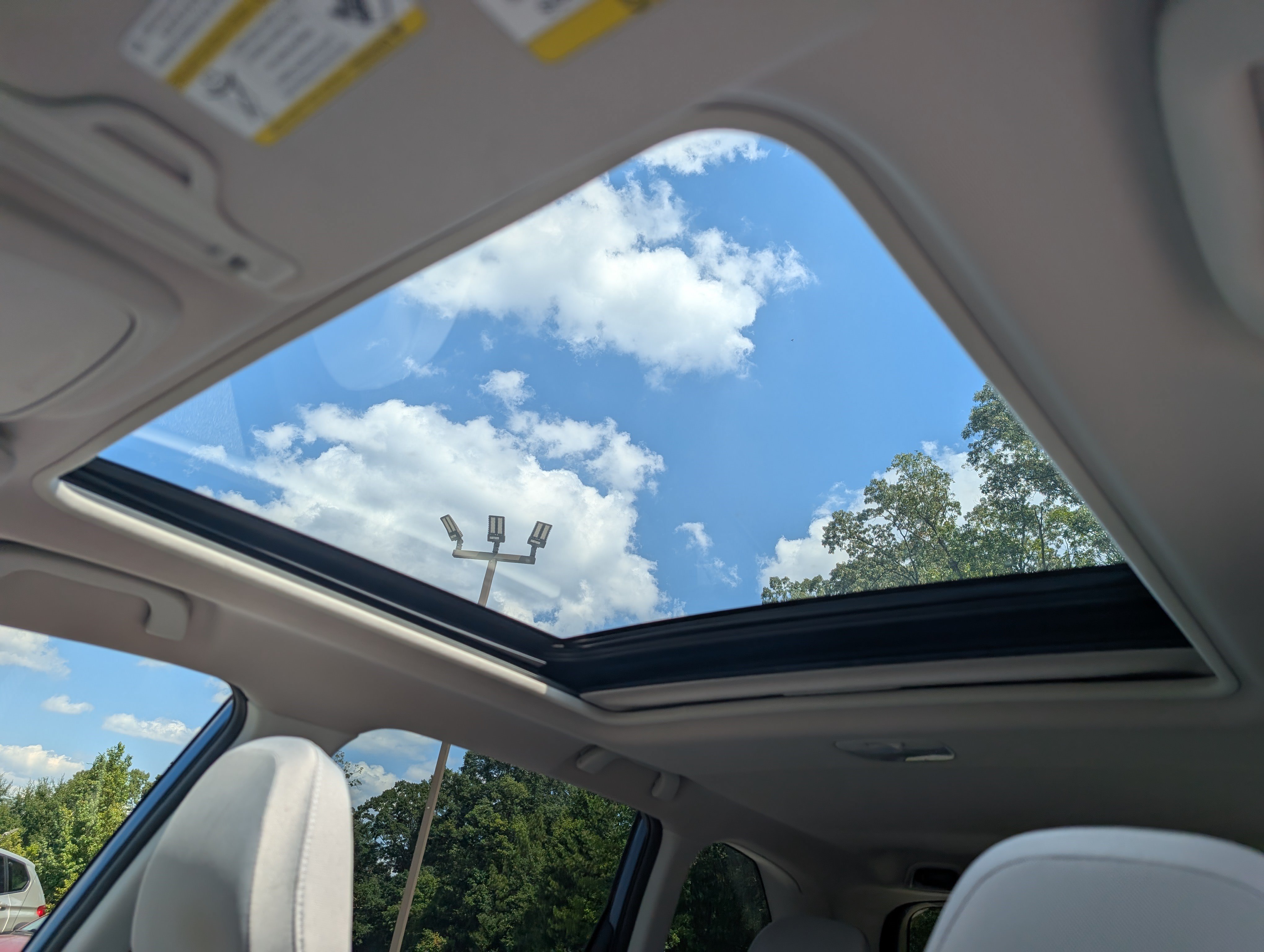 Used 2020 Subaru Forester Premium AWD/4WD image 15