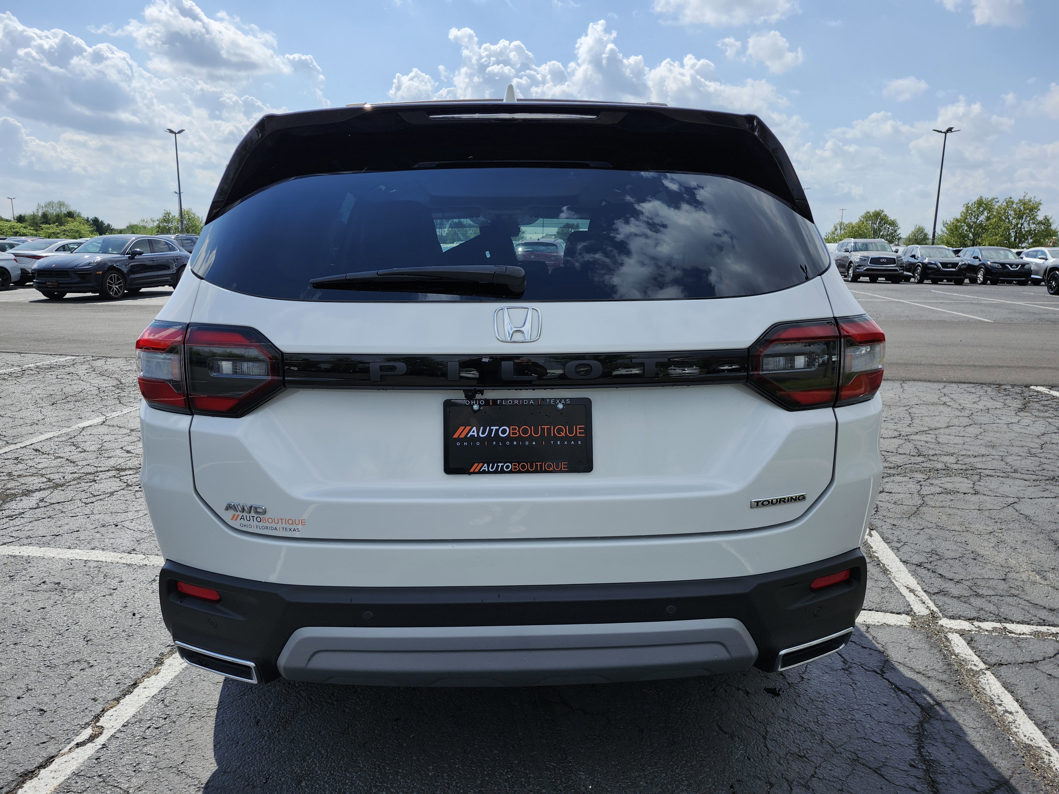 Used 2023 Honda Pilot Touring image 19