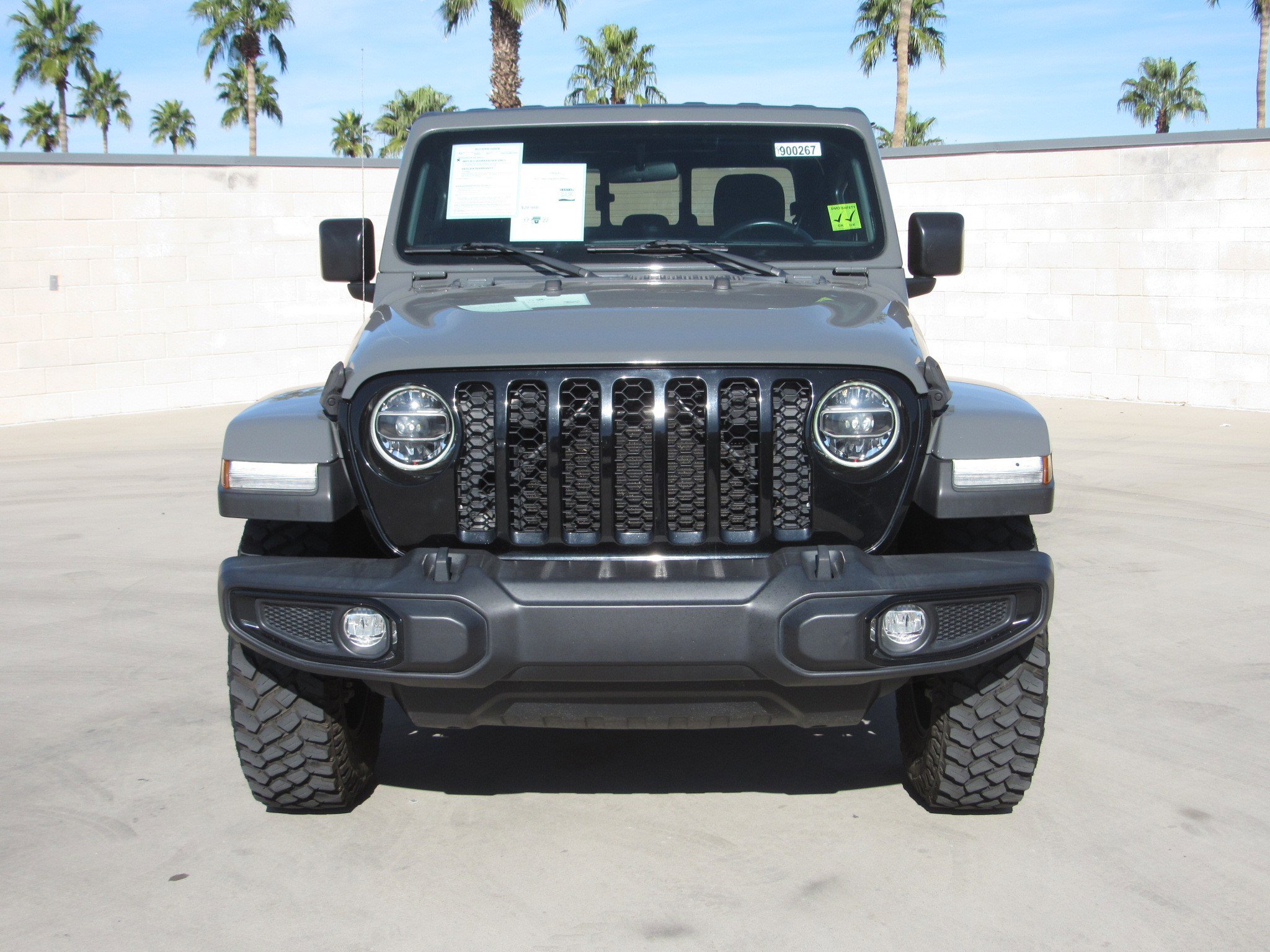 Used 2021 Jeep Gladiator Willys image 3