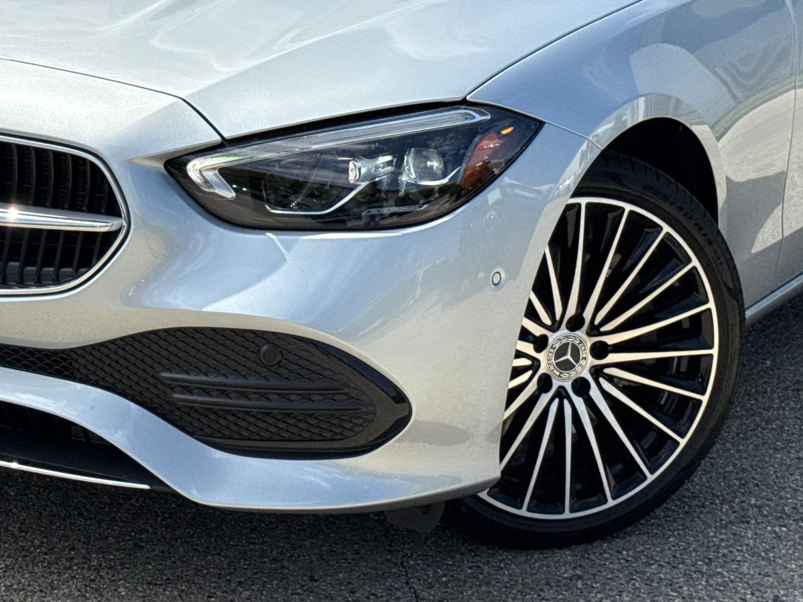 New 2026 Mercedes-Benz C 300 Sedan image 3