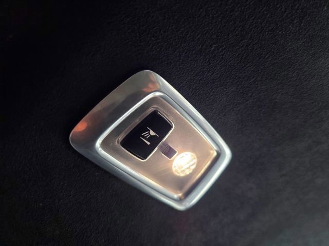 Used 2017 Volvo XC90 T8 Excellence image 26