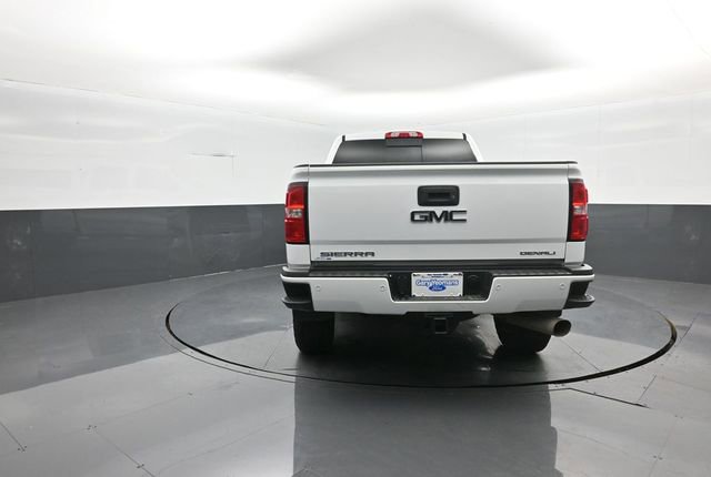 Used 2019 GMC Sierra 2500 Denali image 6