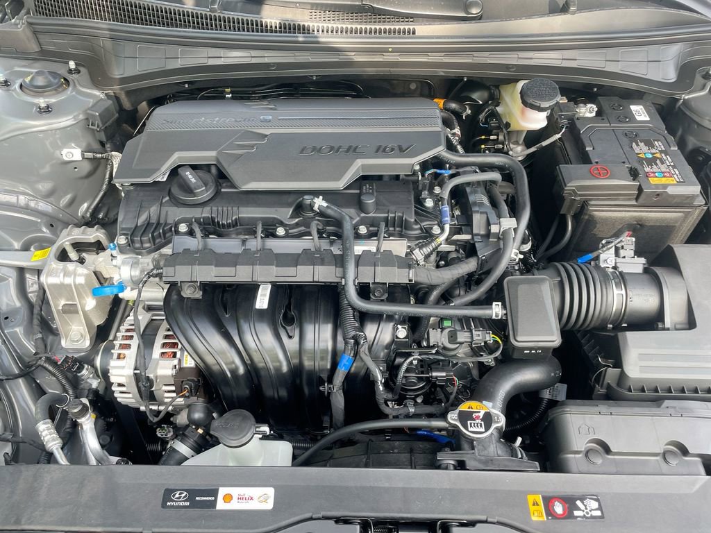 New 2025 Hyundai Elantra Limited image 51