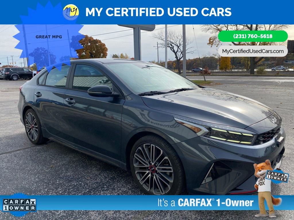 Used 2023 Kia Forte GT image 3