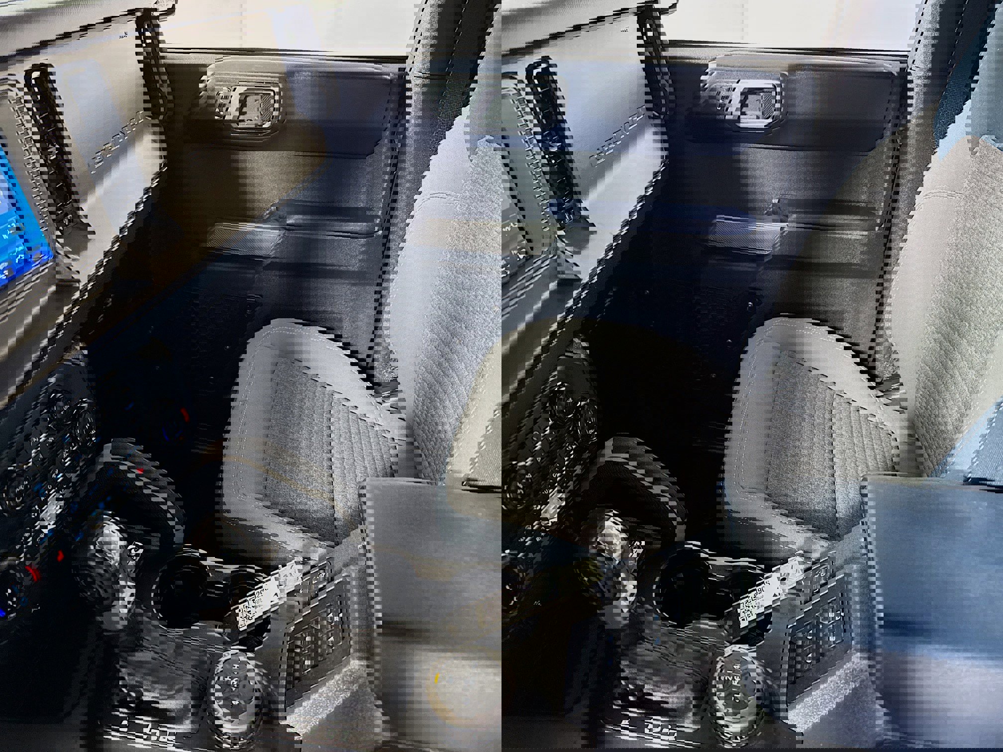 Used 2022 Ford Bronco Outer Banks image 24