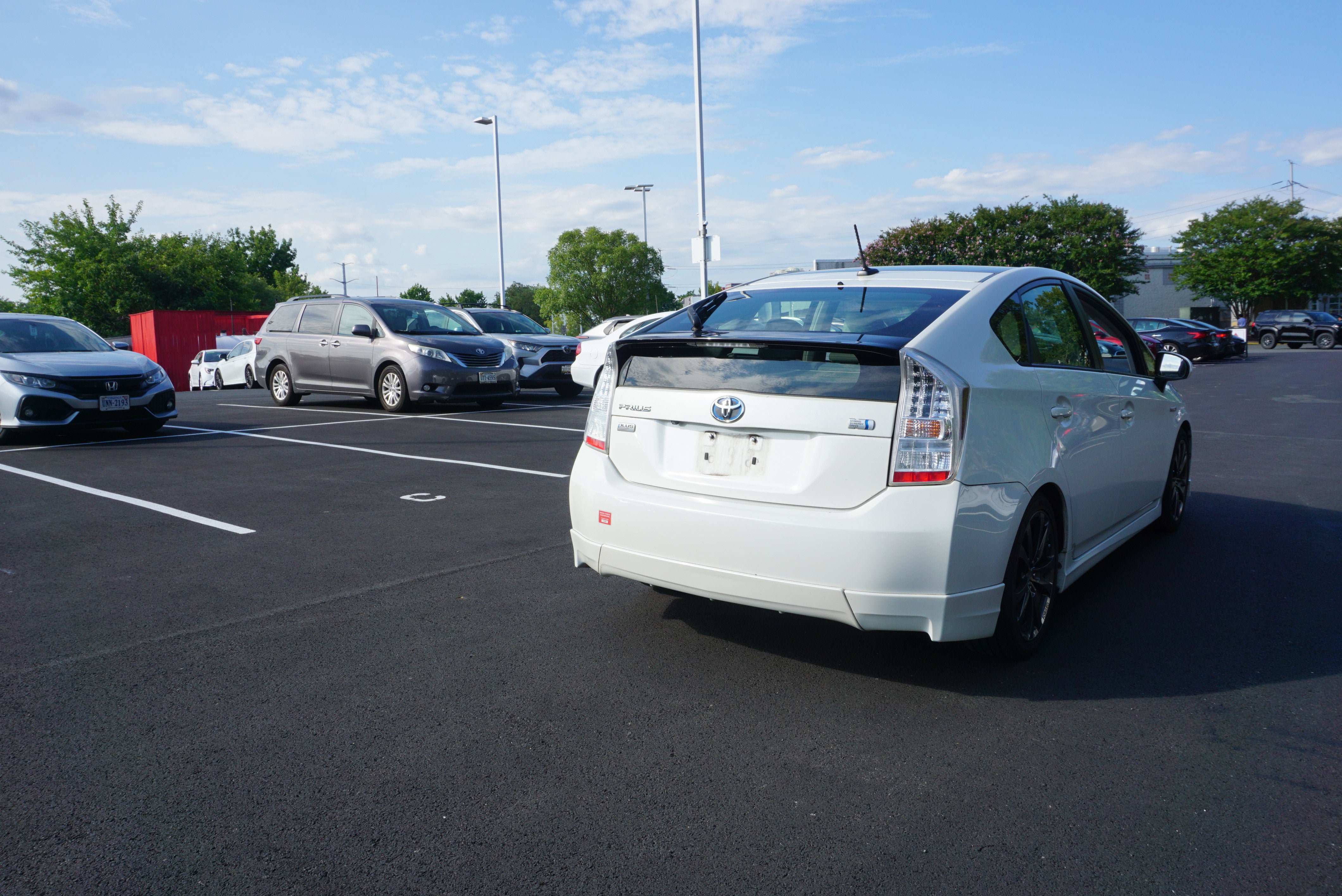 Used 2011 Toyota Prius Four w/ Solar Roof Pkg FWD image 3