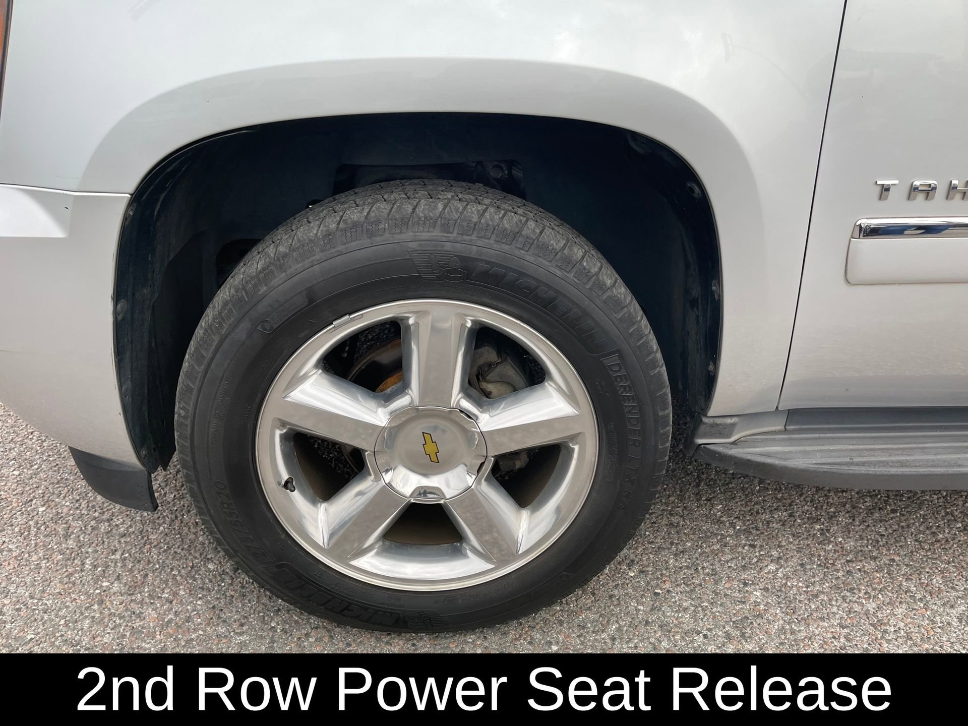 Used 2013 Chevrolet Tahoe LTZ image 10