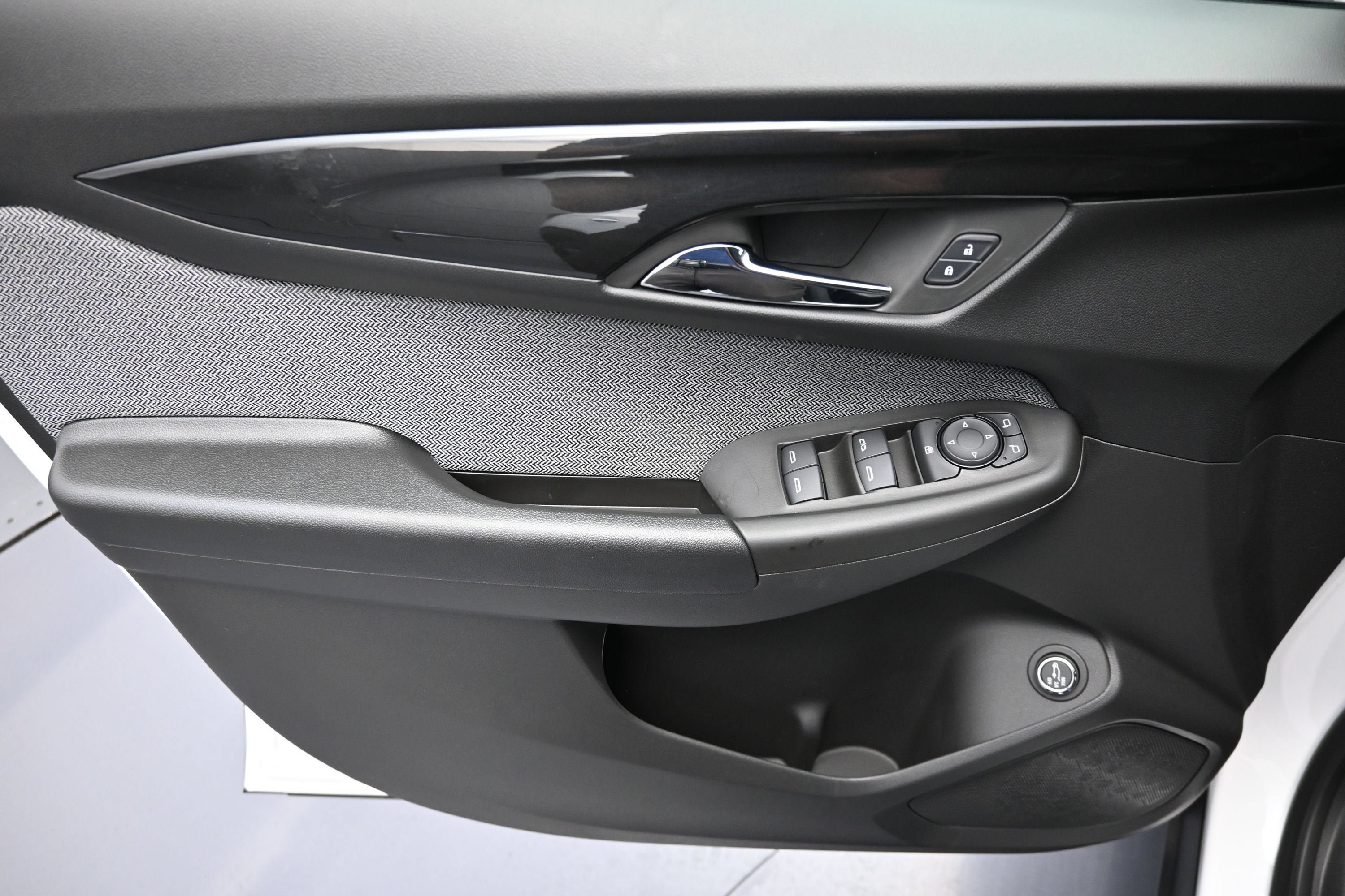 New 2026 Chevrolet TrailBlazer LT w/ Convenience Package FWD image 26