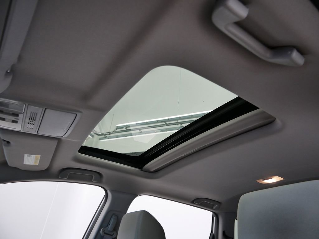 Used 2022 Honda CR-V EX image 4