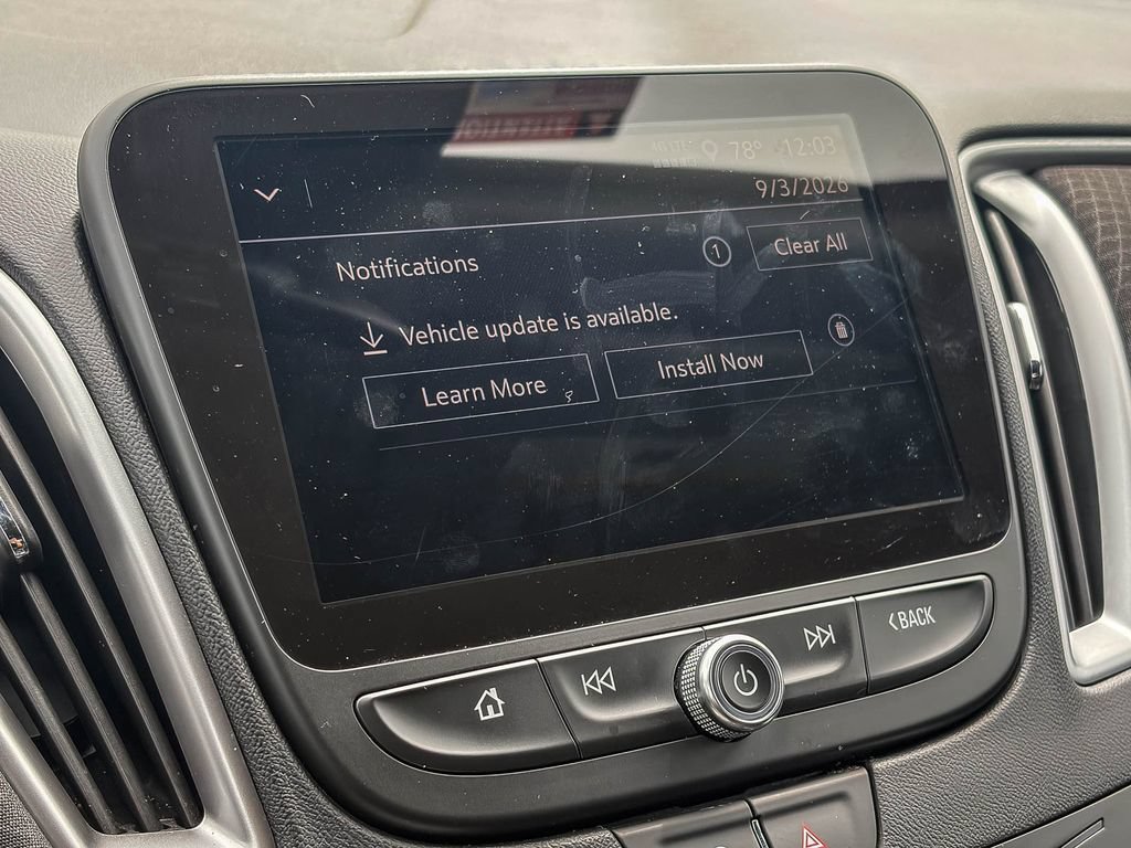 Used 2025 Chevrolet Malibu LT FWD image 26