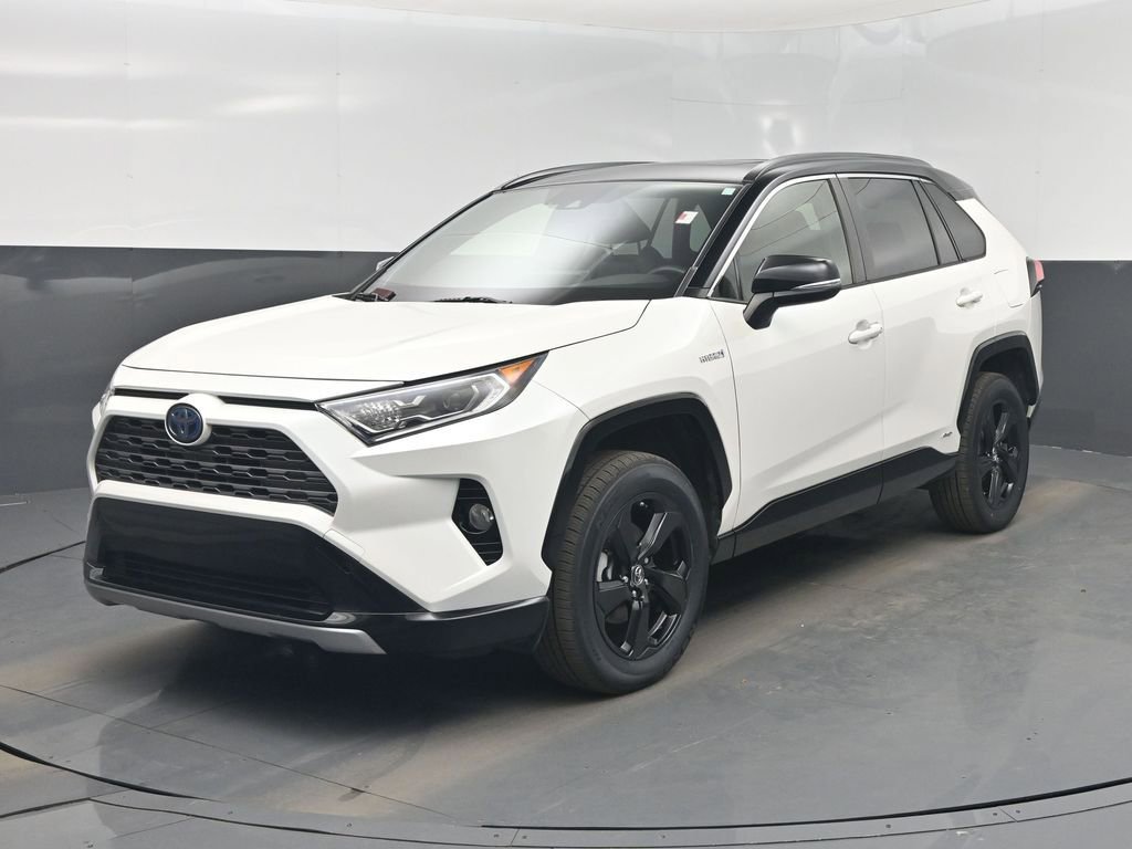 Used 2019 Toyota RAV4 XSE w/ XSE Weather Package image 22