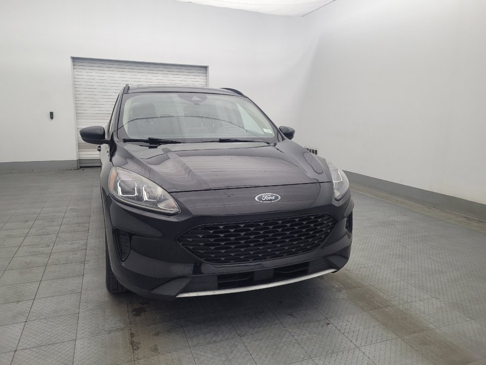 Used 2020 Ford Escape SE Sport image 14