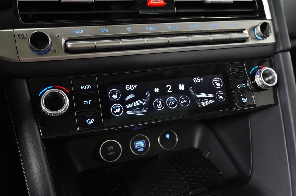 New 2026 Genesis G70 2.5T Prestige image 25