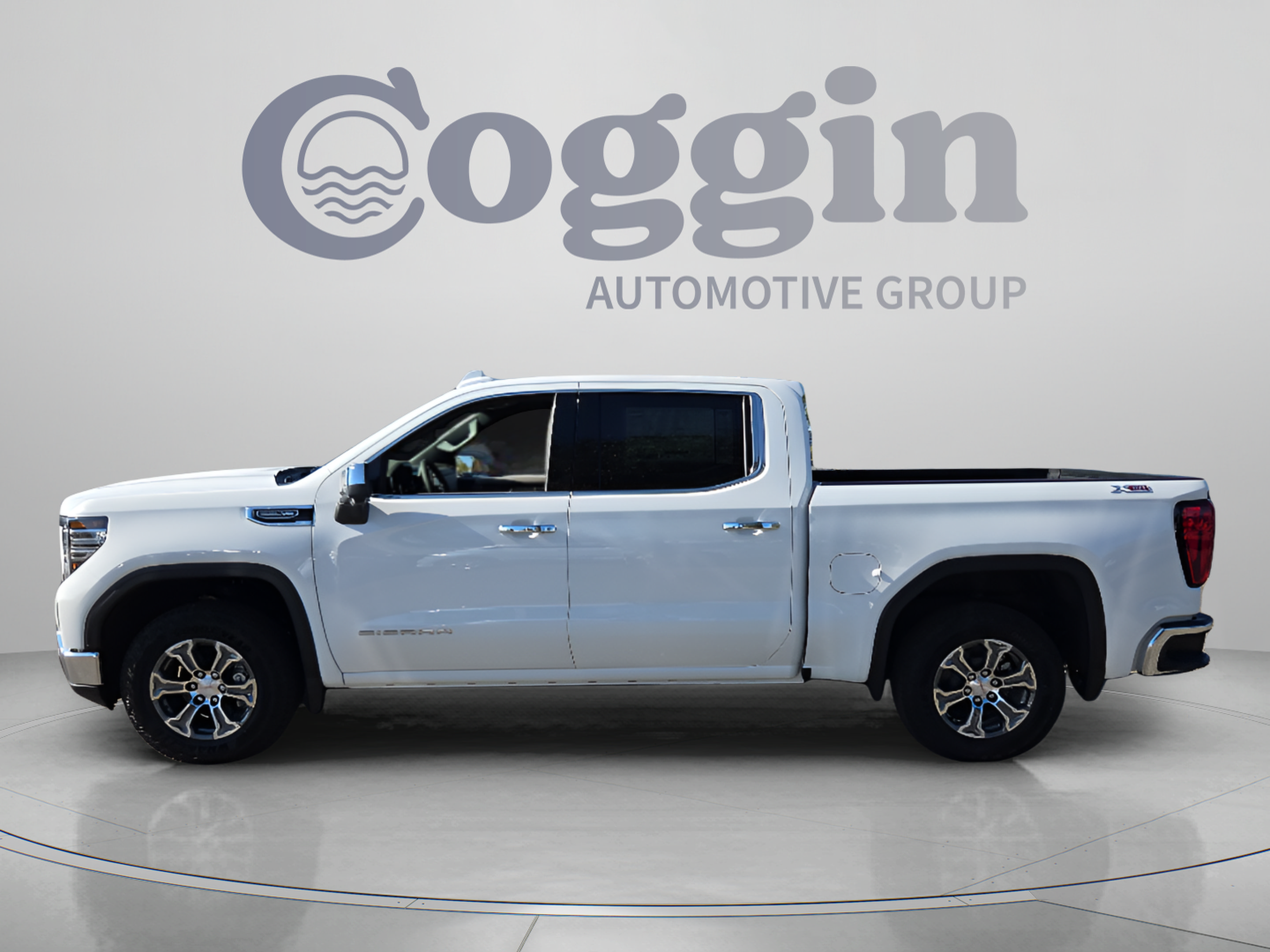 New 2026 GMC Sierra 1500 SLT w/ X31 Off-Road Package AWD/4WD image 2