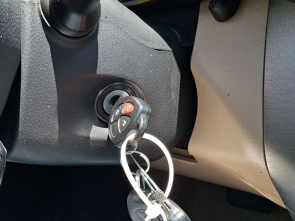 Used 2009 Toyota RAV4 4WD V6 image 21