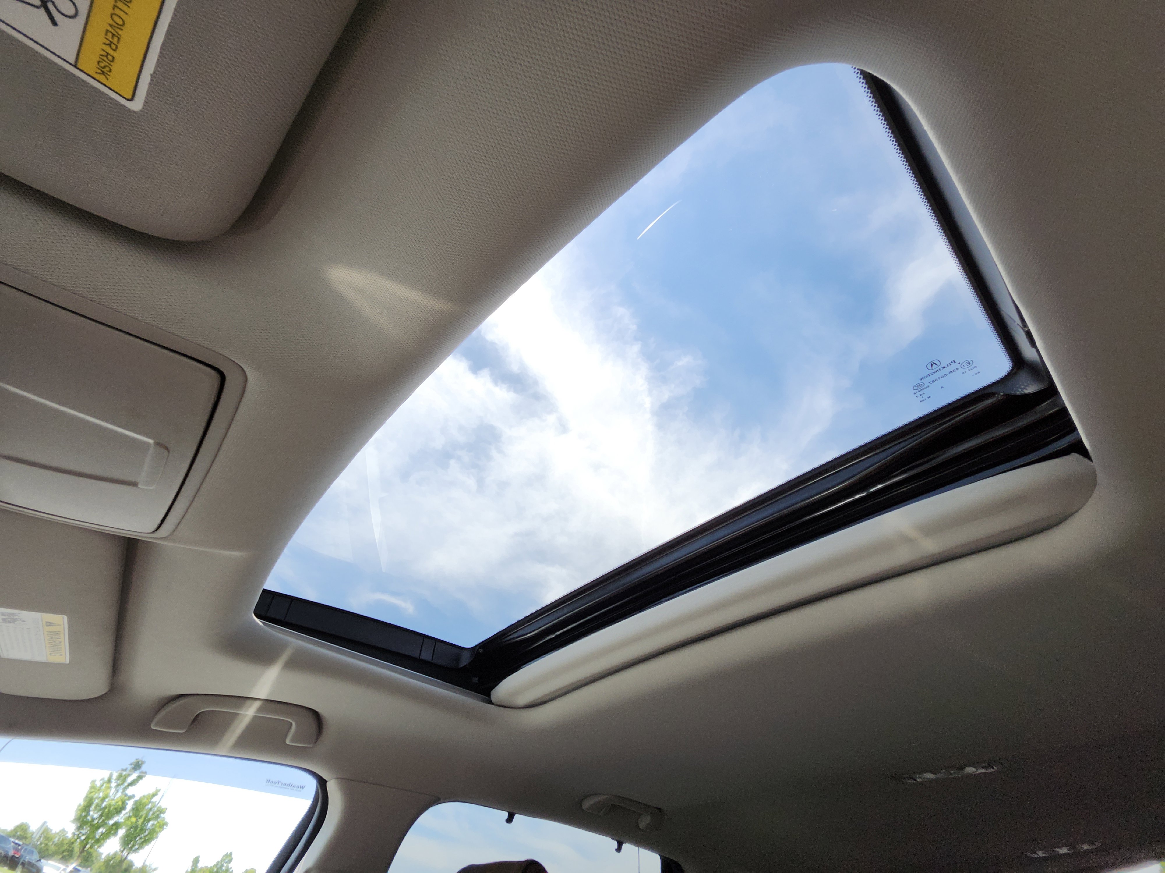 Used 2019 Acura MDX SH-AWD w/ Advance Package image 2