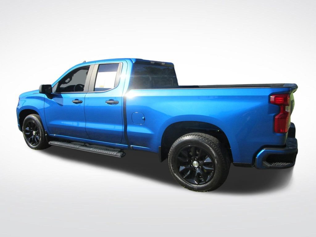 Used 2024 Chevrolet Silverado 1500 Custom RWD image 4