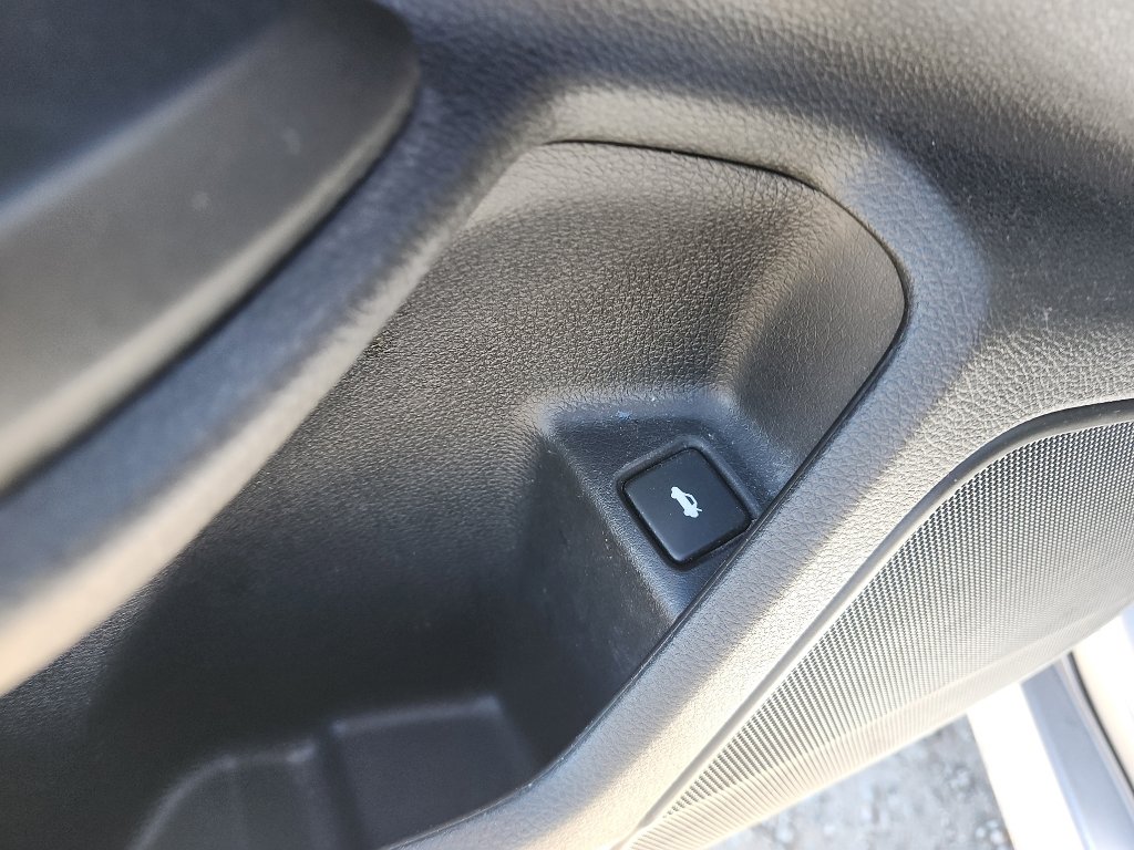 Used 2019 Honda Civic EX-L image 17