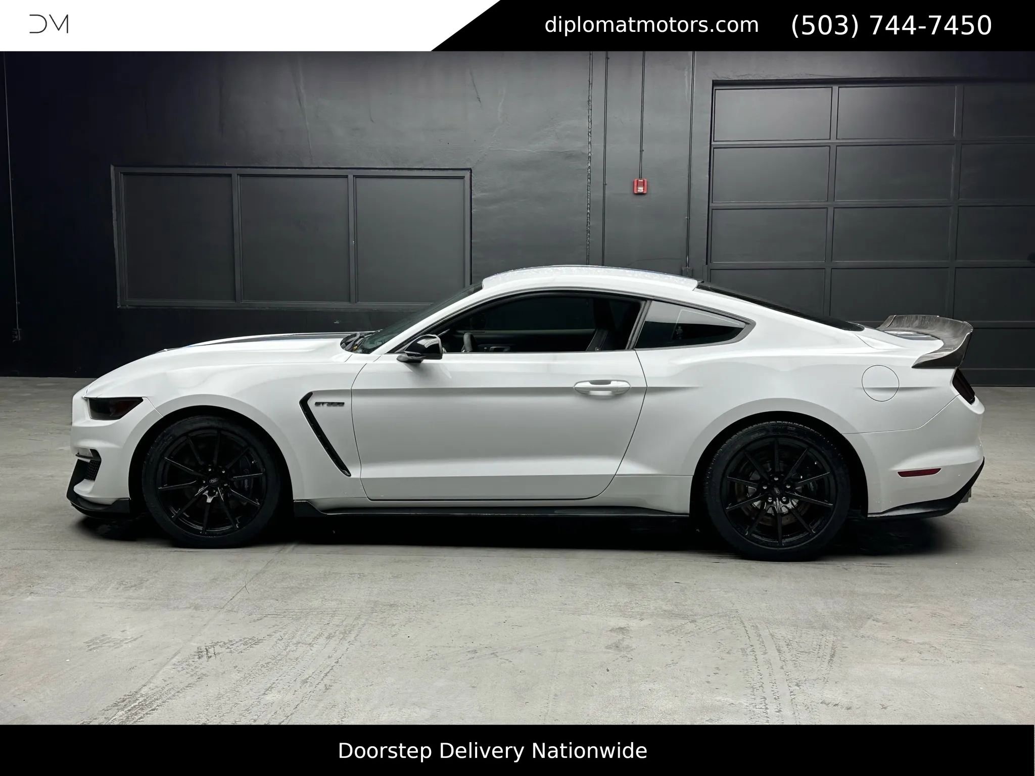 Used 2017 Ford Mustang Shelby GT350 image 3