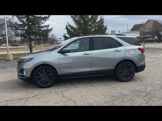Used 2023 Chevrolet Equinox RS w/ LPO, Floor Liner Package image 6