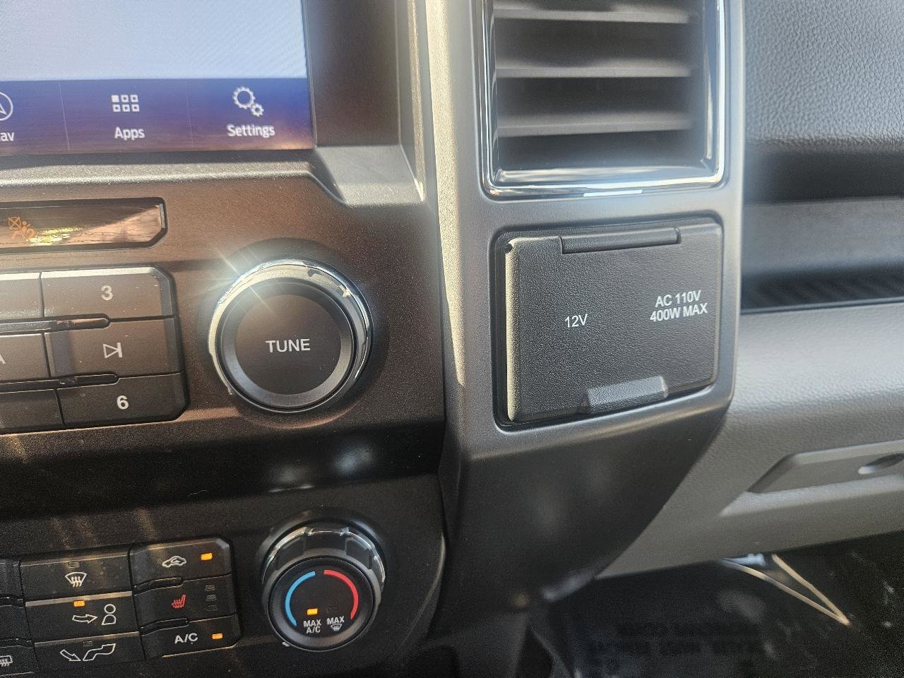Used 2020 Ford F150 XLT w/ Equipment Group 302A Luxury AWD/4WD image 27