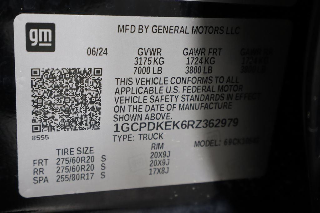 Used 2024 Chevrolet Silverado 1500 LT AWD/4WD image 33