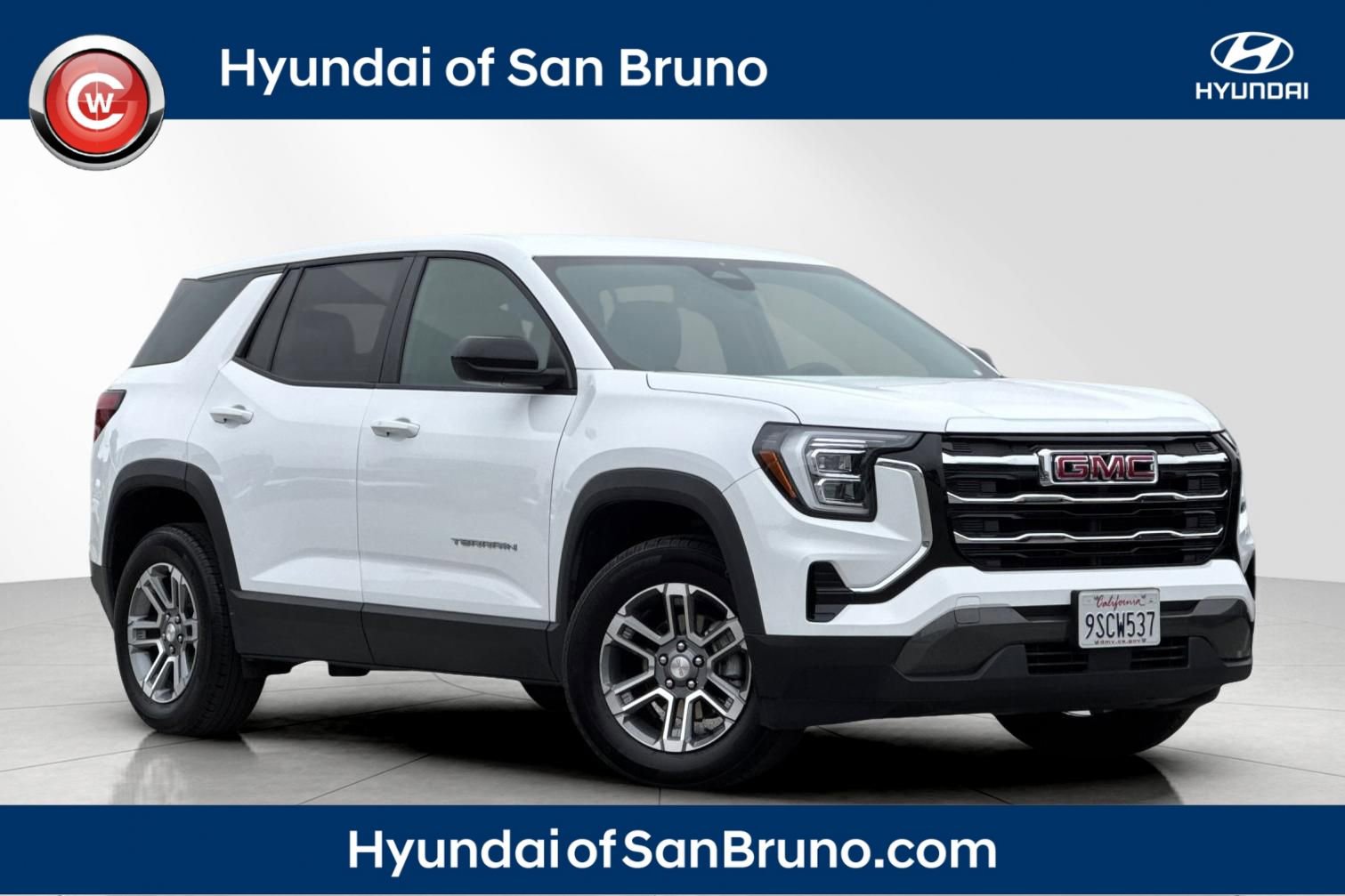 Used 2025 GMC Terrain Elevation AWD/4WD image 1