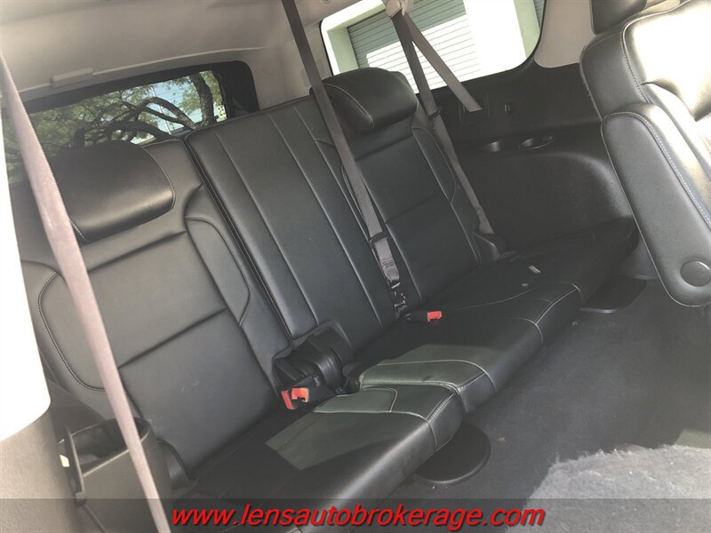 Used 2019 Chevrolet Suburban LT AWD/4WD image 22