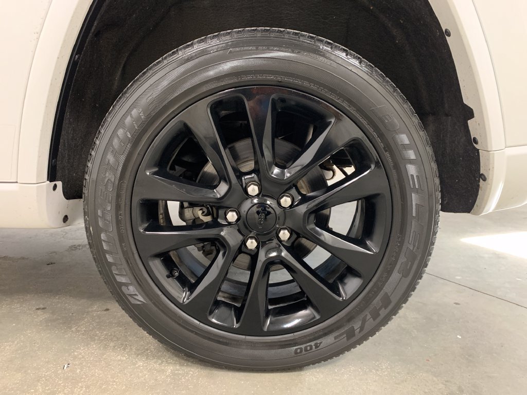 Used 2019 Jeep Grand Cherokee Altitude AWD/4WD image 22