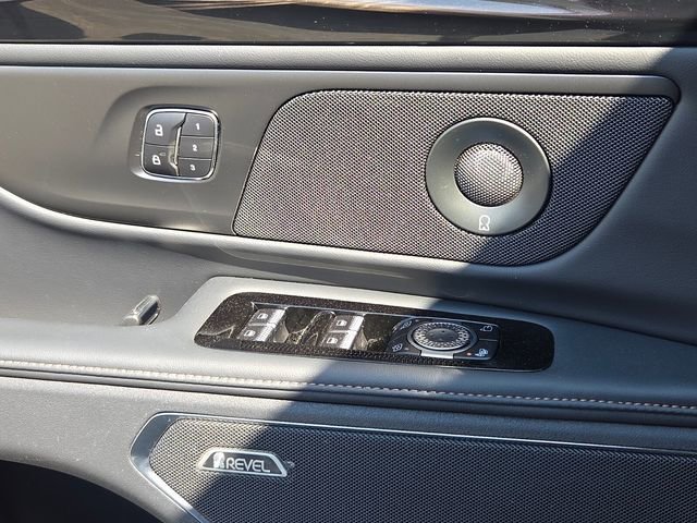 Used 2024 Lincoln Nautilus Premier w/ Equipment Group 102A image 27