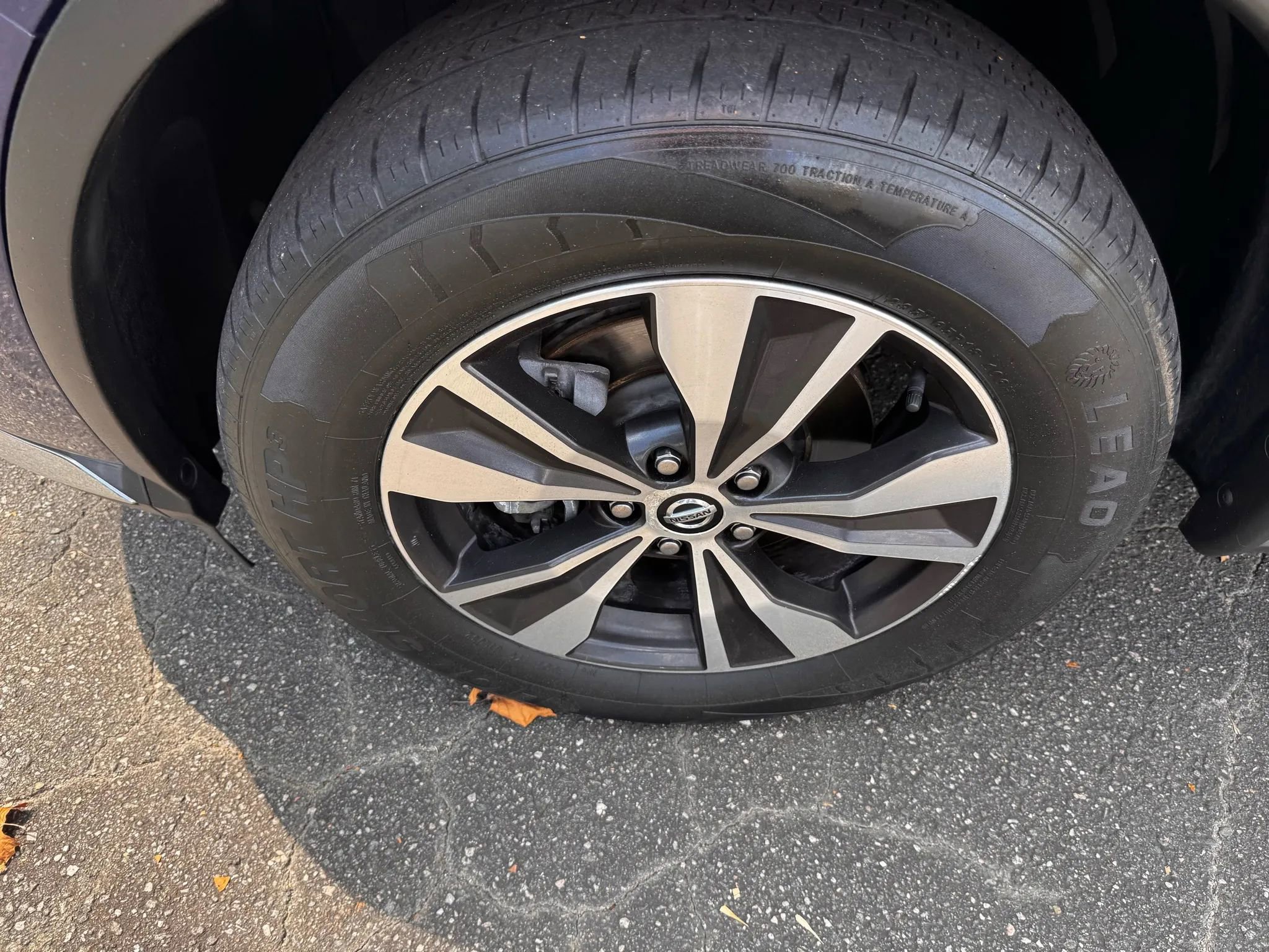 Used 2020 Nissan Murano SV image 11