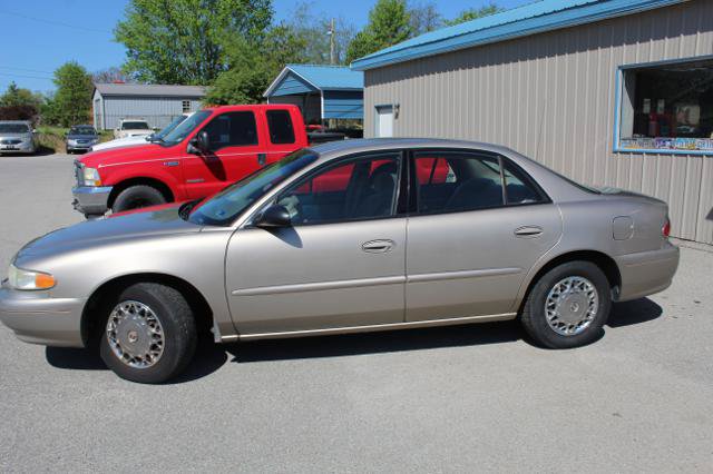 Used 2003 Buick Century Custom w/ Preferred Equipment Group 1SL FWD image 2