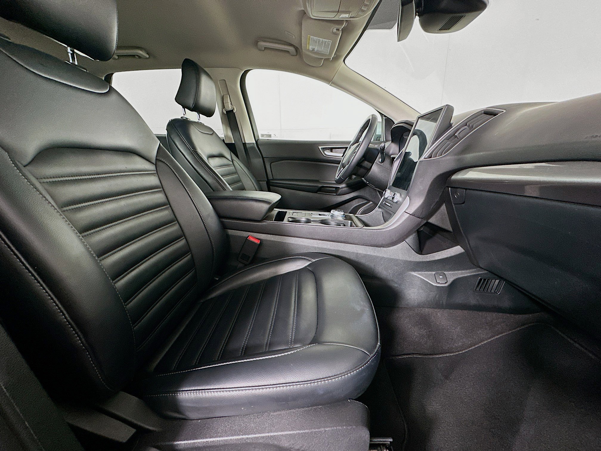 Used 2024 Ford Edge SEL image 30