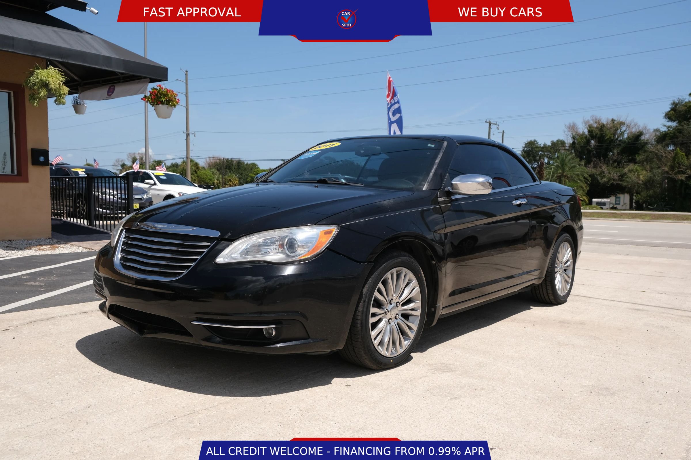 Used 2011 Chrysler 200 Limited FWD image 1