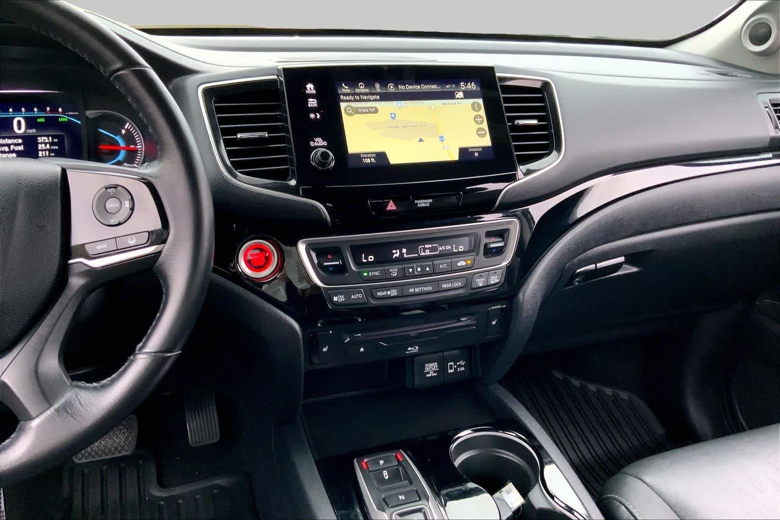 Certified 2020 Honda Pilot Touring image 7